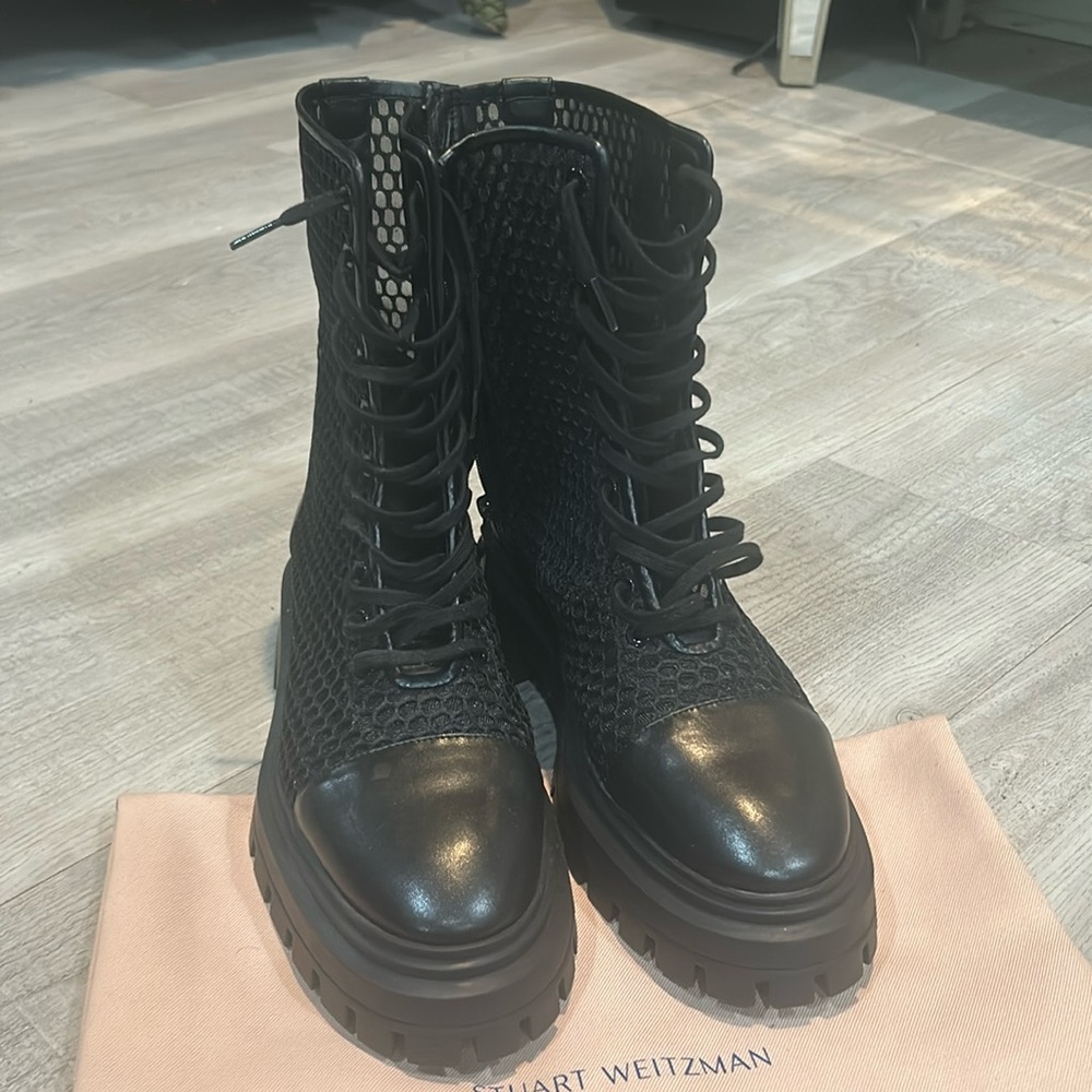Stuart Weitzman- sz 10